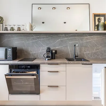 Sigmund Freud Dream شقة *